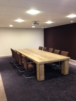 Steigerhouten vergadertafel blokpoot 23x23